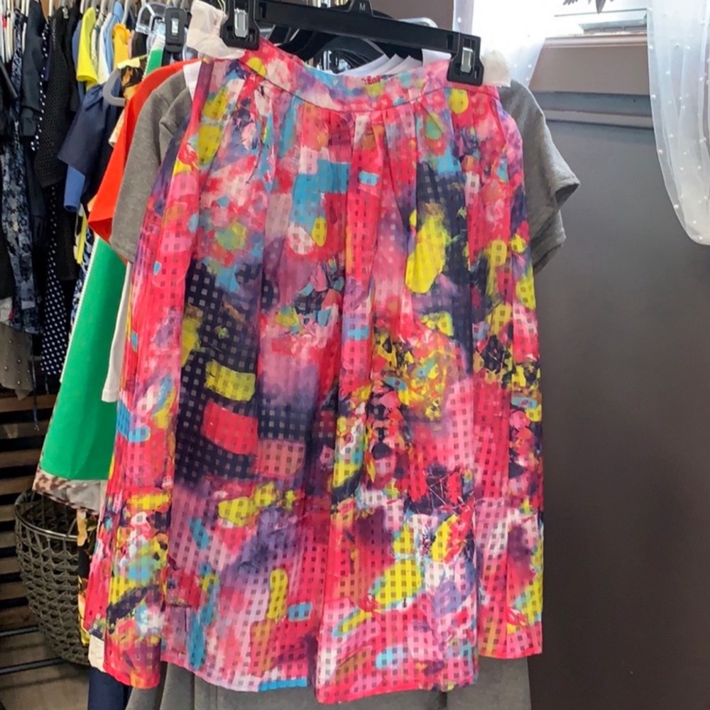 NWOT Pink 🌸🌸🌺Colorful Pattern Maxi Skirt - Picture 4 of 10
